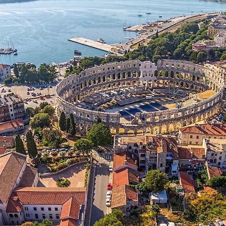 Apartman Histria Pula Bagian luar foto